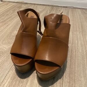 Brown platform wedges - women’s size 5 1/2